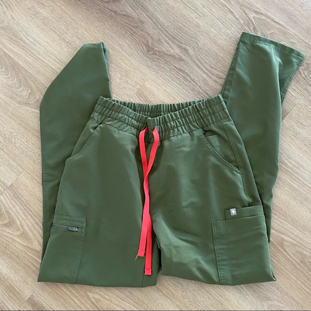 Figs scrub pants